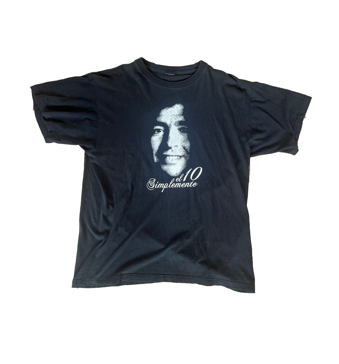 DEAD STOCK DIEGO MARADONA SIGNATURE T-SHIRT M